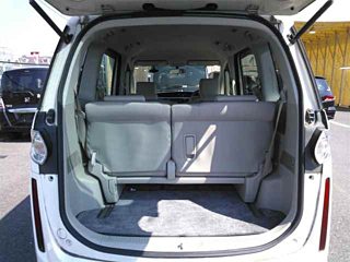 MAZDA BIANTE 2010