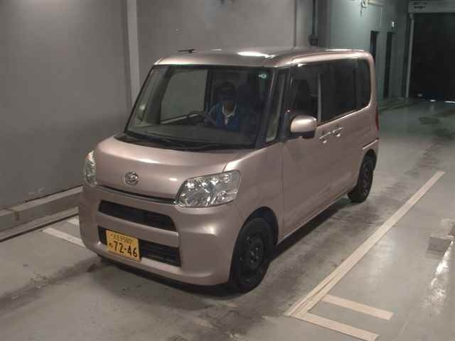 DAIHATSU TANTO 2014