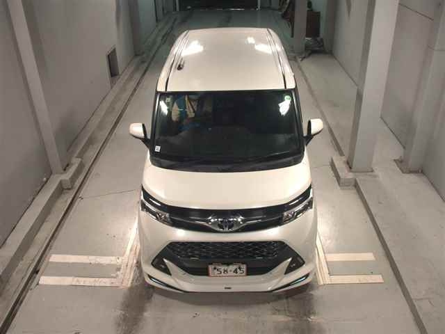TOYOTA TANK 2019