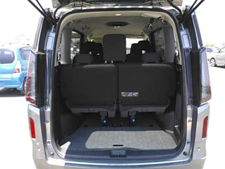 NISSAN SERENA 2023