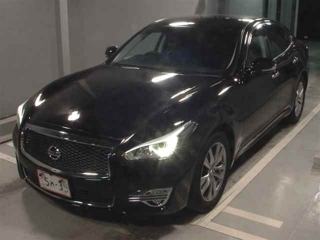 NISSAN FUGA 2020
