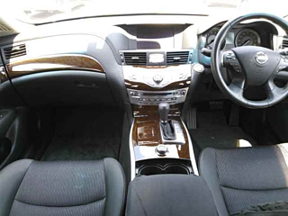 NISSAN FUGA 2020