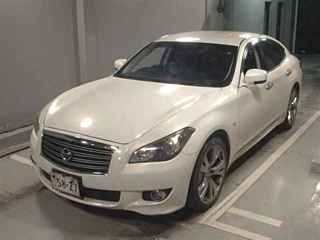 NISSAN FUGA 2010