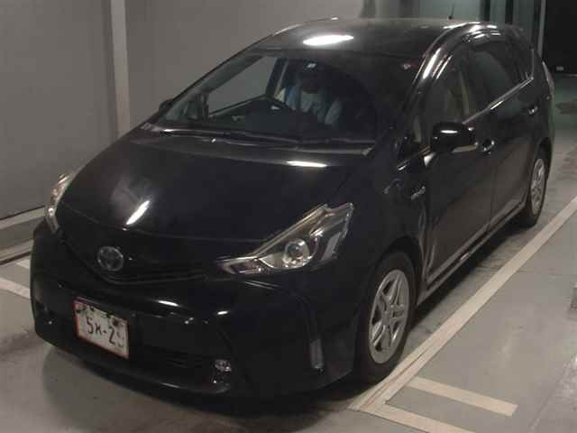 TOYOTA PRIUS ALPHA 2016