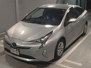 TOYOTA PRIUS 2018