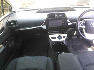 TOYOTA PRIUS 2018