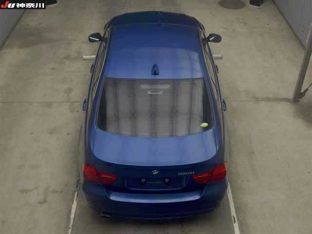 BMW 3 SERIES 2011