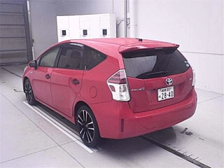 TOYOTA PRIUS ALPHA 2017