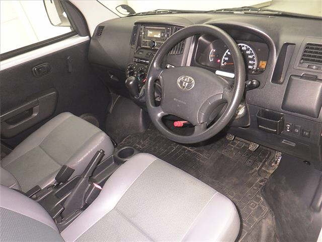 TOYOTA TOWN ACE VAN 2018