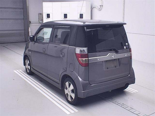 HONDA ZEST 2008
