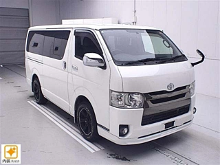 TOYOTA HIACE VAN 2015