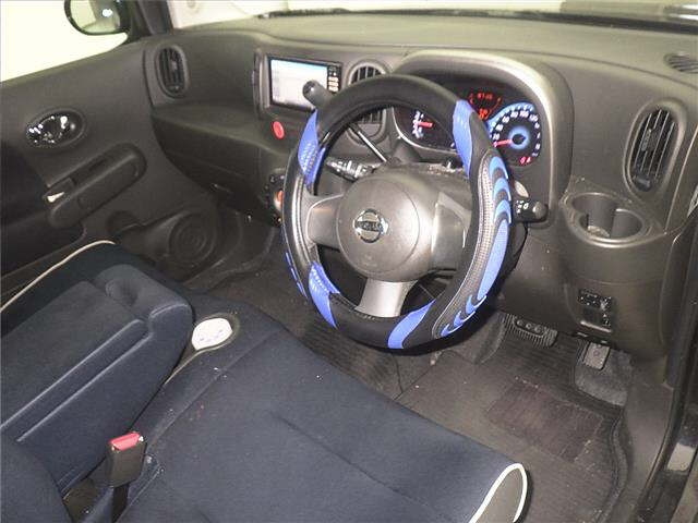NISSAN CUBE 2012