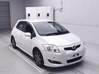 TOYOTA AURIS 2008