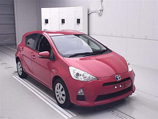 TOYOTA AQUA 2014
