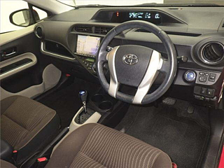 TOYOTA AQUA 2014
