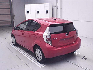 TOYOTA AQUA 2014