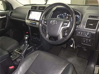 TOYOTA LAND CRUISER PRADO 2020