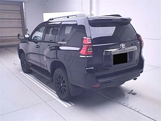 TOYOTA LAND CRUISER PRADO 2020