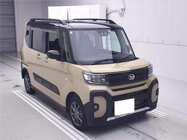 DAIHATSU TANTO 2022