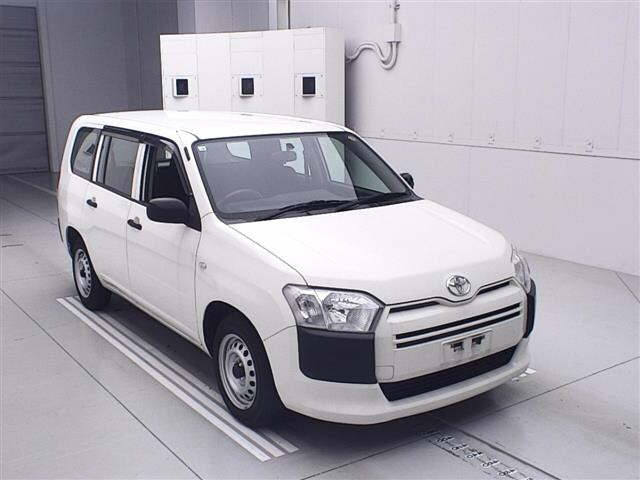 TOYOTA PROBOX 2019