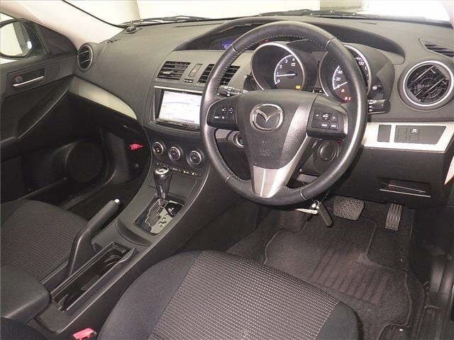 MAZDA AXELA 2013