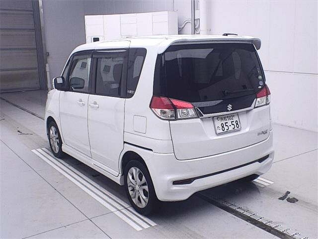 SUZUKI SOLIO 2015