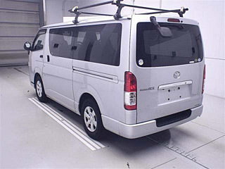 TOYOTA HIACE VAN 2014