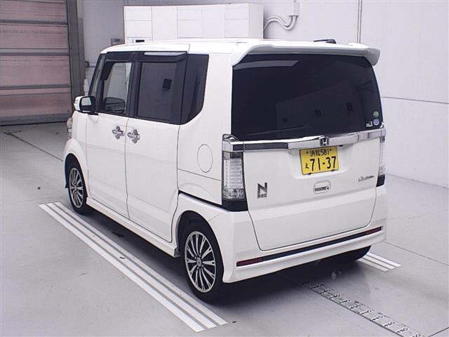 HONDA N BOX 2015