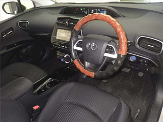 TOYOTA PRIUS 2016