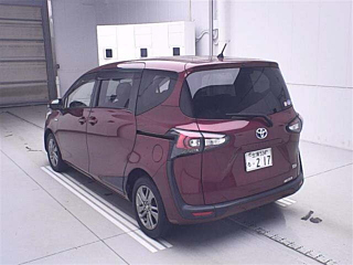 TOYOTA SIENTA 2019