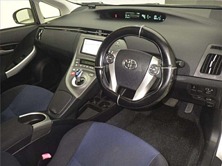 TOYOTA PRIUS 2012
