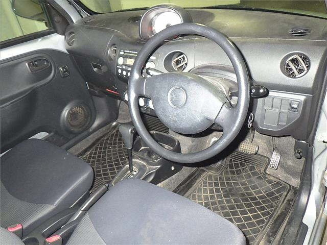 DAIHATSU ESSE 2011