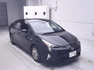 TOYOTA PRIUS 2017