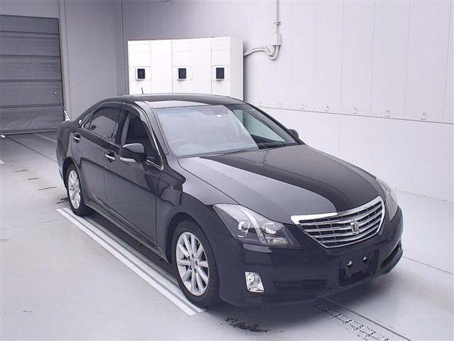 TOYOTA CROWN 2010