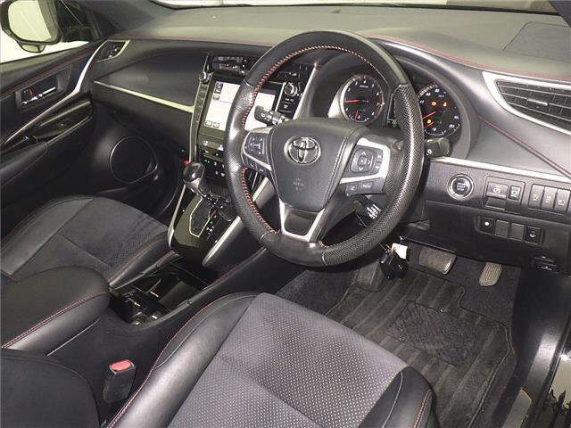 TOYOTA HARRIER 2018