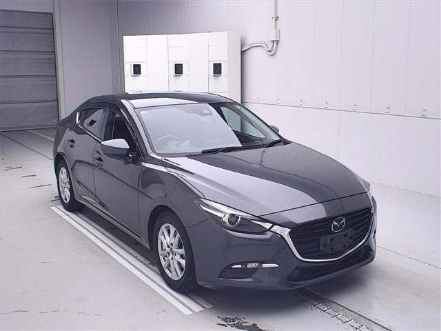MAZDA AXELA 2016