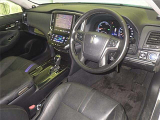 TOYOTA CROWN 2013