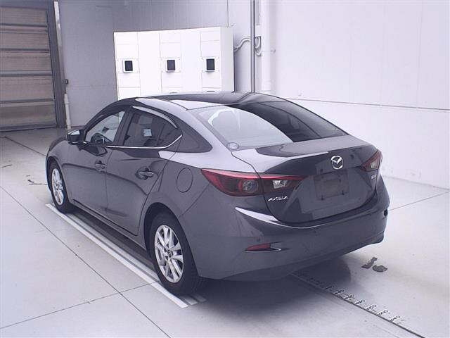 MAZDA AXELA 2016