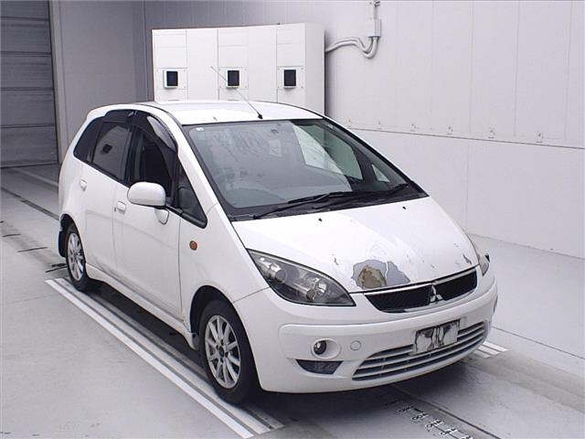 MITSUBISHI COLT PLUS 2010