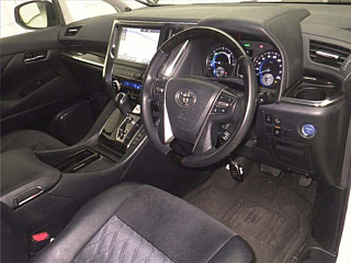 TOYOTA VELLFIRE 2016