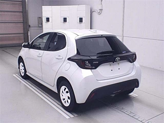 TOYOTA YARIS 2024