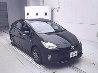 TOYOTA PRIUS 2013