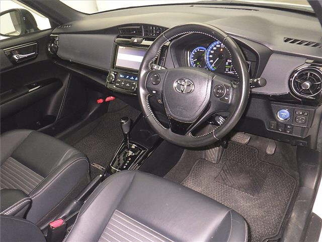 TOYOTA COROLLA FIELDER 2019