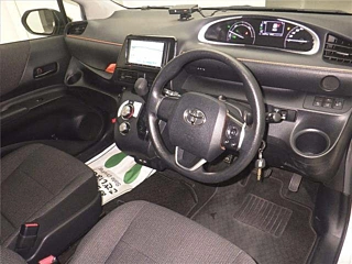 TOYOTA SIENTA 2022