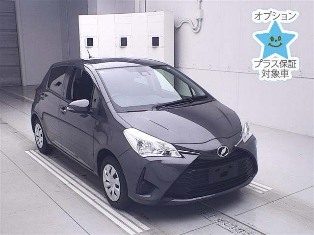 TOYOTA VITZ 2019
