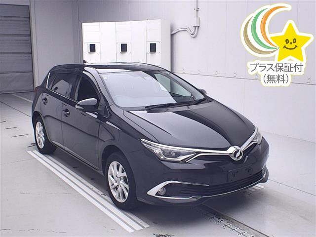 TOYOTA AURIS 2015