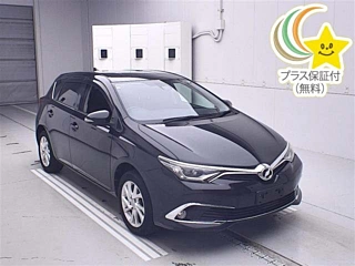 TOYOTA AURIS 2015