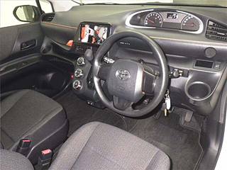 TOYOTA SIENTA 2022