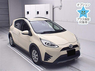 TOYOTA AQUA 2017