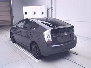 TOYOTA PRIUS 2011